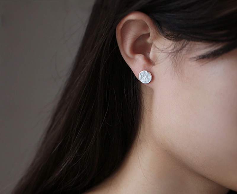 Hammered Circle Studs-Earrings-Katalio