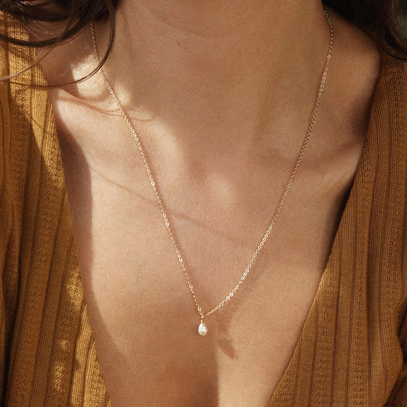 Petite Pearl Pendant Necklace-Necklace-Katalio